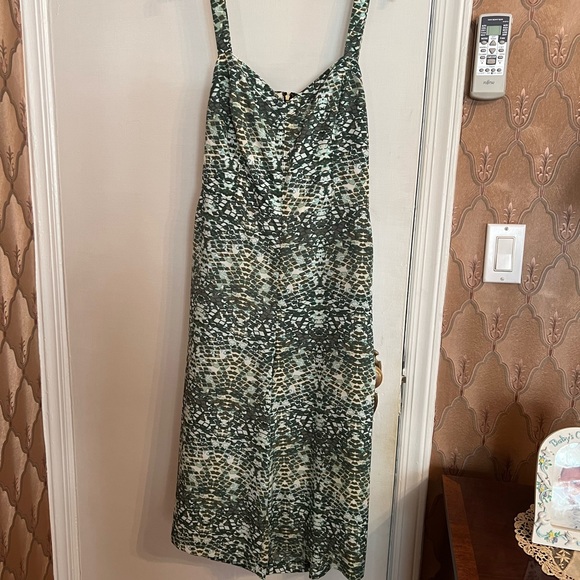 Guess Printed Jumpsuit with Back Cutout - Picture 2 of 8